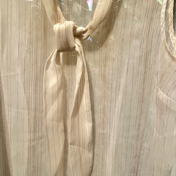 New York & Company white and gold sleeveless blouse M - Picture 3 of 9
